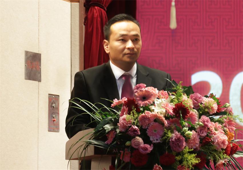 集团副总、纪委副书记张成彪同志作开云手机登录界面“关于2018年违纪违规及重大事故责任单位的通报及处理决定”